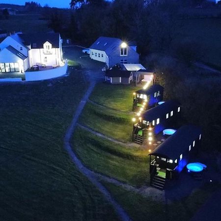 Little Lake Couk Hotel Armoy Exterior photo